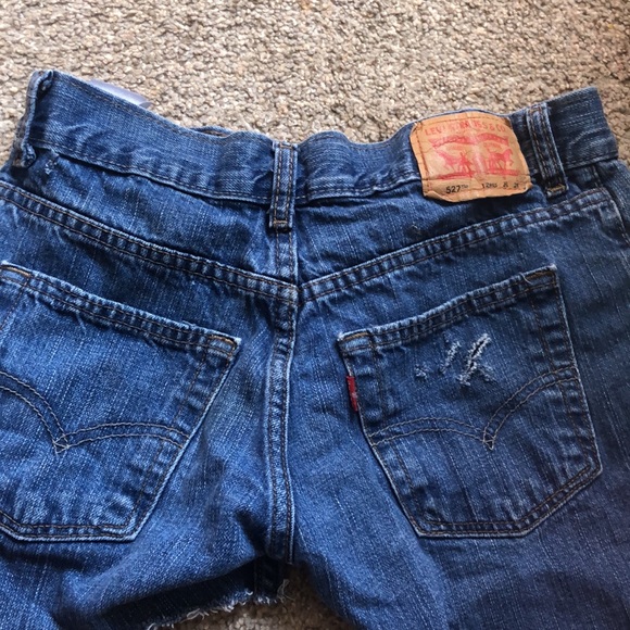 Levi shorts - Picture 3 of 4